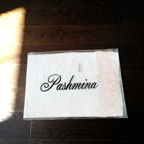 Brandnew Scarf - Picture 8 of 8